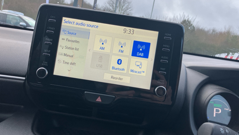 Toyota Yaris 1.5 Hybrid Design 5dr CVT Hybrid Hatchback